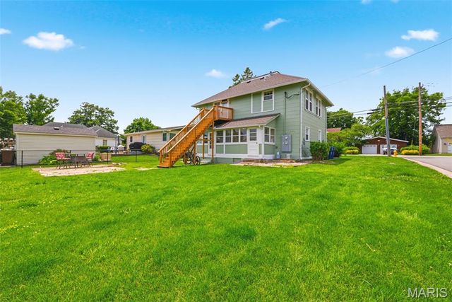 502 S Linn Avenue, Wentzville, MO 63385
