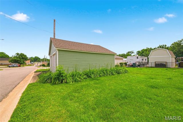 502 S Linn Avenue, Wentzville, MO 63385