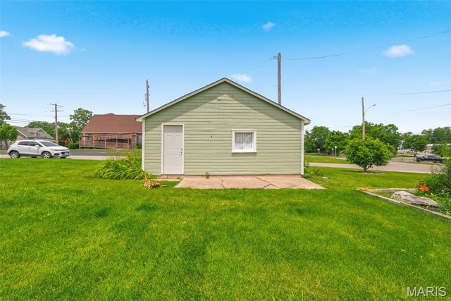 502 S Linn Avenue, Wentzville, MO 63385