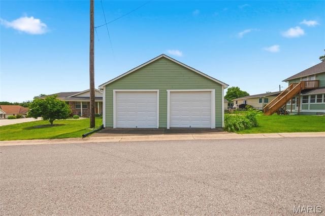 502 S Linn Avenue, Wentzville, MO 63385
