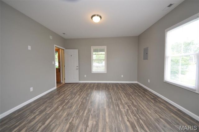 502 S Linn Avenue, Wentzville, MO 63385