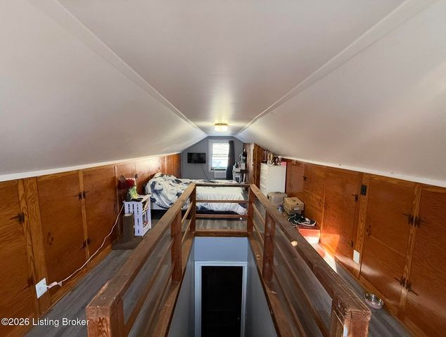 4823 S 6th St, Louisville, KY 40214