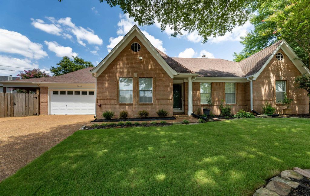 9668 MEADOW GREEN CV, Lakeland, TN 38002