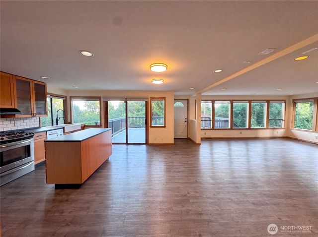 4510 244th Street, Vashon, WA 98070