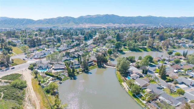 30198 La Primavera, Temecula, CA 92592