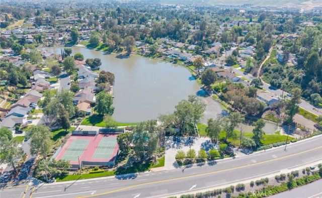 30198 La Primavera, Temecula, CA 92592