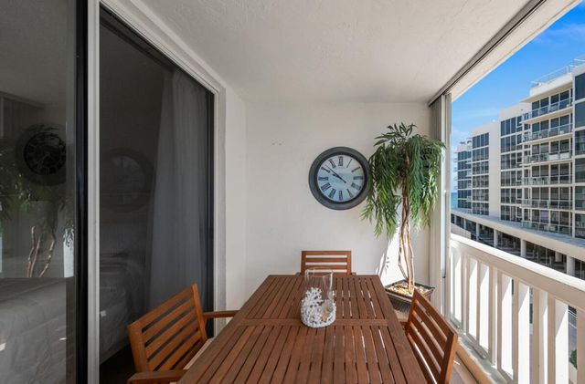 3570 S OCEAN Boulevard 509, South Palm Beach, FL 33480