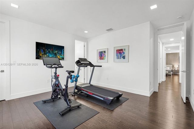 7509 NW 99th Ave, Doral, FL 33178