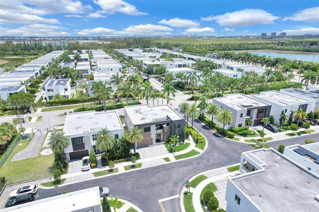 7509 NW 99th Ave, Doral, FL 33178