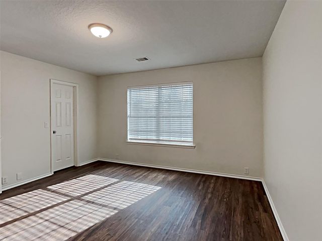 2822 Woodspring Forest Drive, Houston, TX 77345