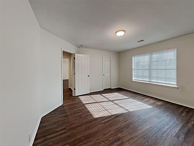 2822 Woodspring Forest Drive, Houston, TX 77345