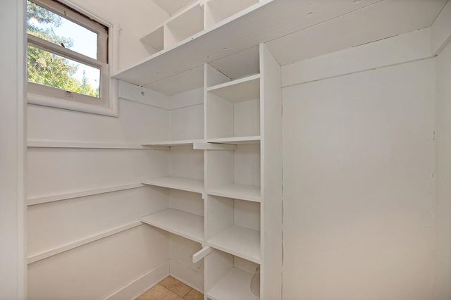 3717 M St, Sacramento, CA 95816