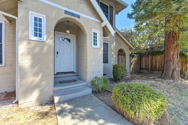 3717 M St, Sacramento, CA 95816