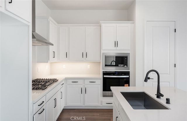 23662 Highvale Drive, Corona, CA 92883