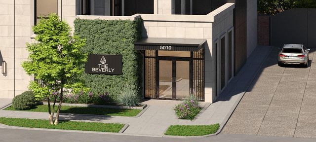 5010 Longmont Drive PH-4, Houston, TX 77056