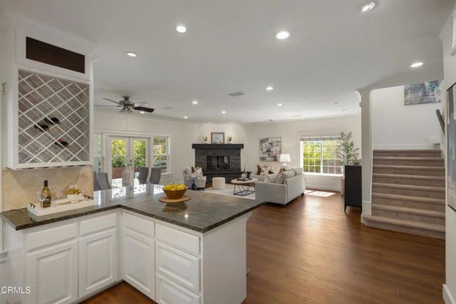 10128 Golden Oaks Avenue, Los Angeles, CA 91042