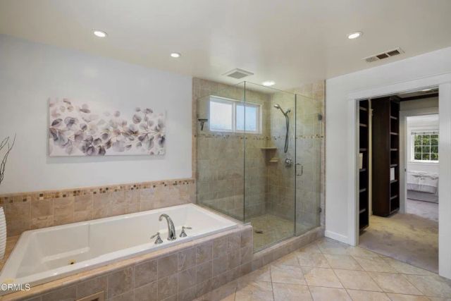 10128 Golden Oaks Avenue, Los Angeles, CA 91042