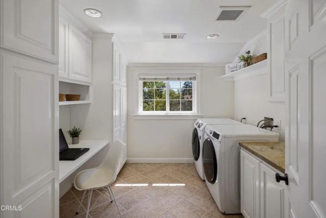10128 Golden Oaks Avenue, Los Angeles, CA 91042
