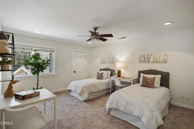 10128 Golden Oaks Avenue, Los Angeles, CA 91042