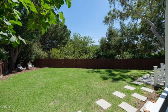 10128 Golden Oaks Avenue, Los Angeles, CA 91042