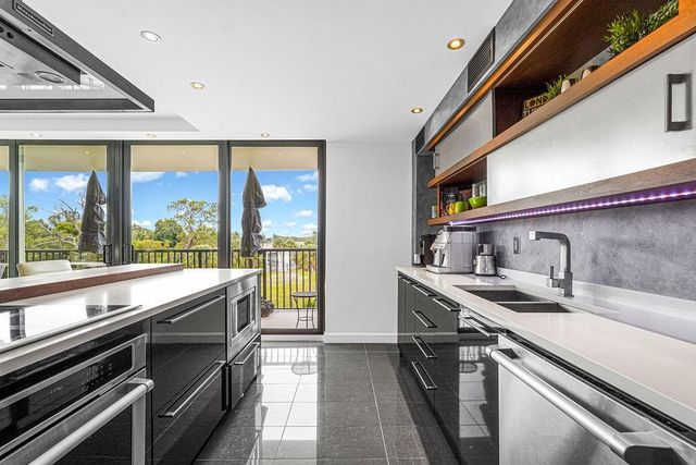 1350 River Reach Drive 417, Fort Lauderdale, FL 33315