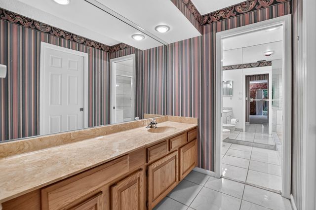 21718 San Simeon Circle, Boca Raton, FL 33433