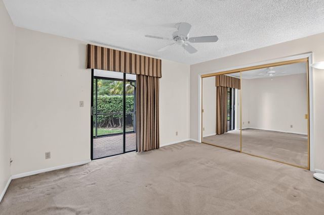 21718 San Simeon Circle, Boca Raton, FL 33433