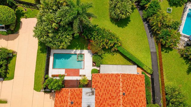 21718 San Simeon Circle, Boca Raton, FL 33433