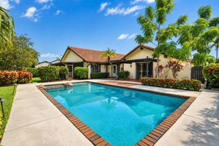 21718 San Simeon Circle, Boca Raton, FL 33433