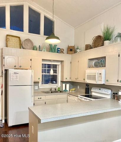 2029 Whispering Pine Street, Ocean Isle Beach, NC 28469