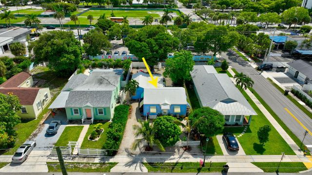 629 SE 4th Avenue, Delray Beach, FL 33483