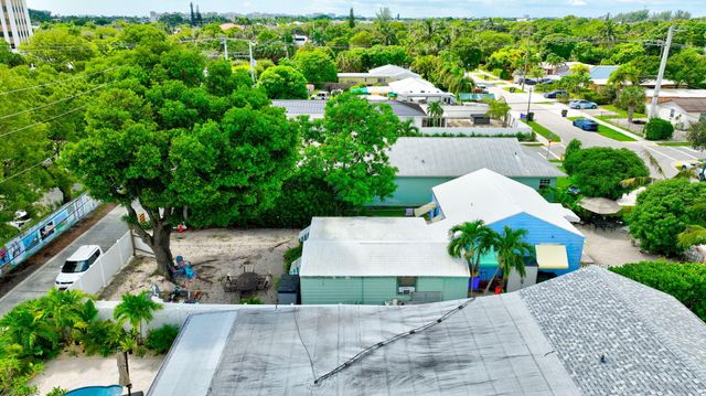 629 SE 4th Avenue, Delray Beach, FL 33483