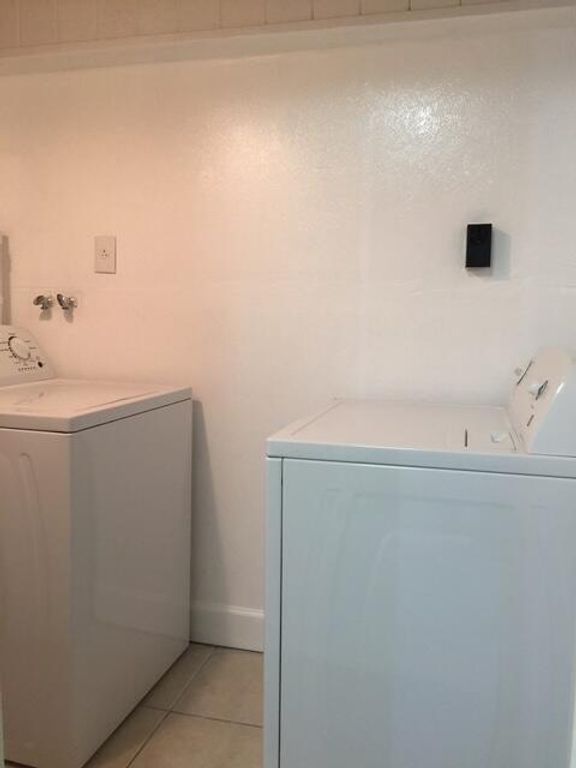 Image 18 of property listing at 629 SE 4th Avenue, Delray Beach, FL 33483