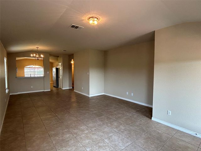 670 Covent DR, Kyle, TX 78640
