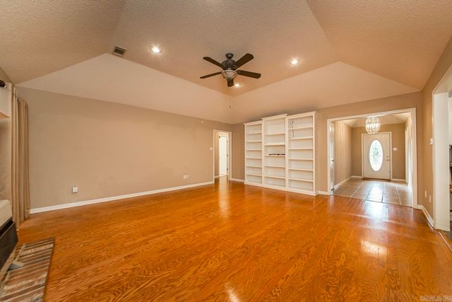 1560 Lawson Oaks Drive, Little Rock, AR 72210