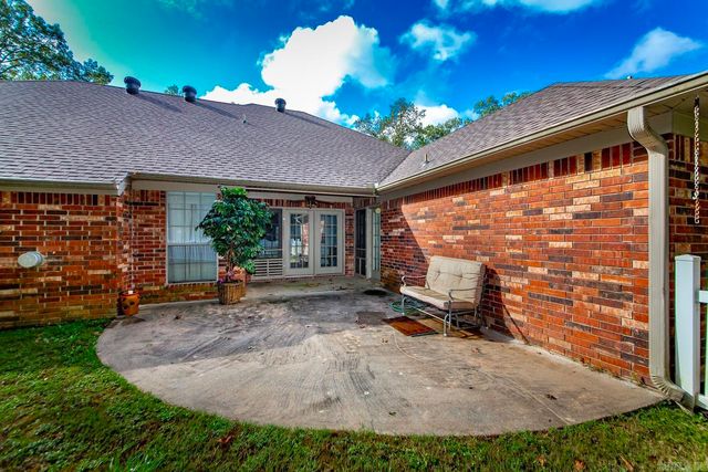 1560 Lawson Oaks Drive, Little Rock, AR 72210