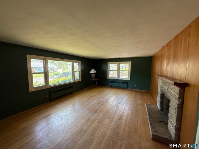 35 Preston Drive, Meriden, CT 06450