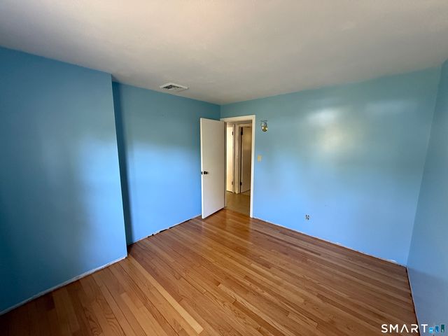 35 Preston Drive, Meriden, CT 06450