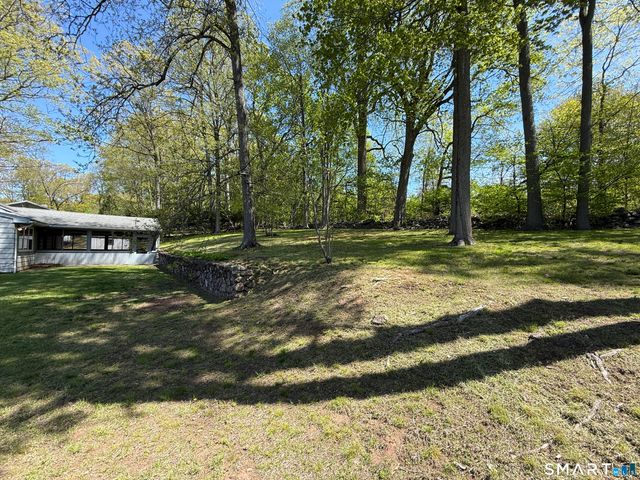35 Preston Drive, Meriden, CT 06450