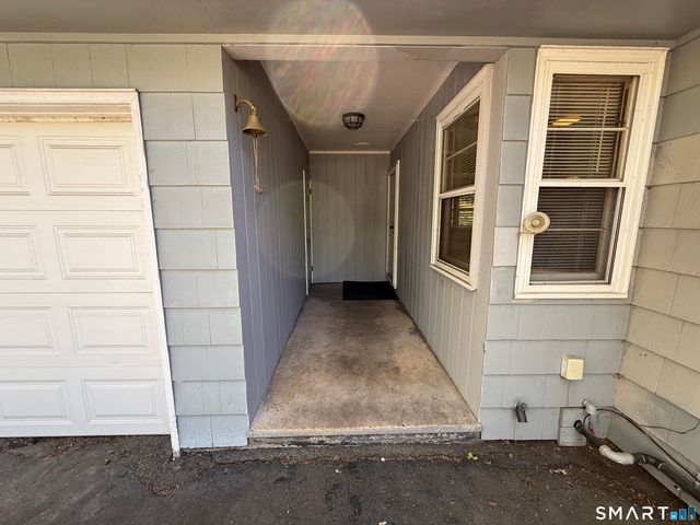 35 Preston Drive, Meriden, CT 06450