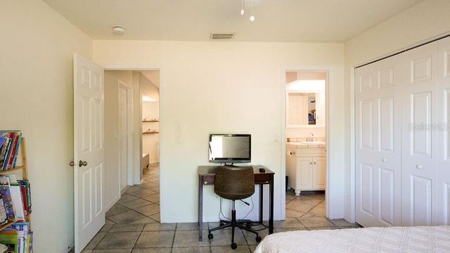 3357 N CHAMBERLAIN BOULEVARD, North Port, FL 34286