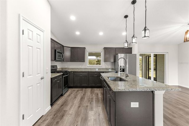 16614 SW 45TH CIRCLE, Ocala, FL 34473