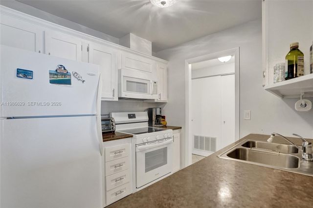 400 N Riverside Dr 503, Pompano Beach, FL 33062