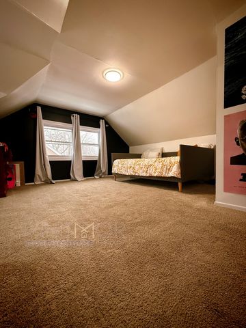 277 W Raye Drive, Chicago Heights, IL 60411