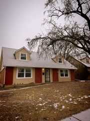 277 W Raye Drive, Chicago Heights, IL 60411