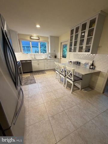 1792 WYNNEWOOD DR, Vineland, NJ 08361