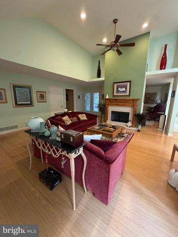 1792 WYNNEWOOD DR, Vineland, NJ 08361