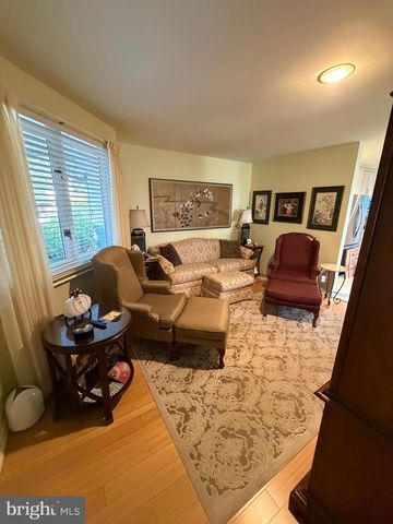 1792 WYNNEWOOD DR, Vineland, NJ 08361