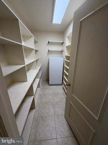 1792 WYNNEWOOD DR, Vineland, NJ 08361
