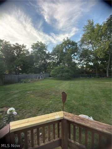 10000 Delsy Drive, North Royalton, OH 44133